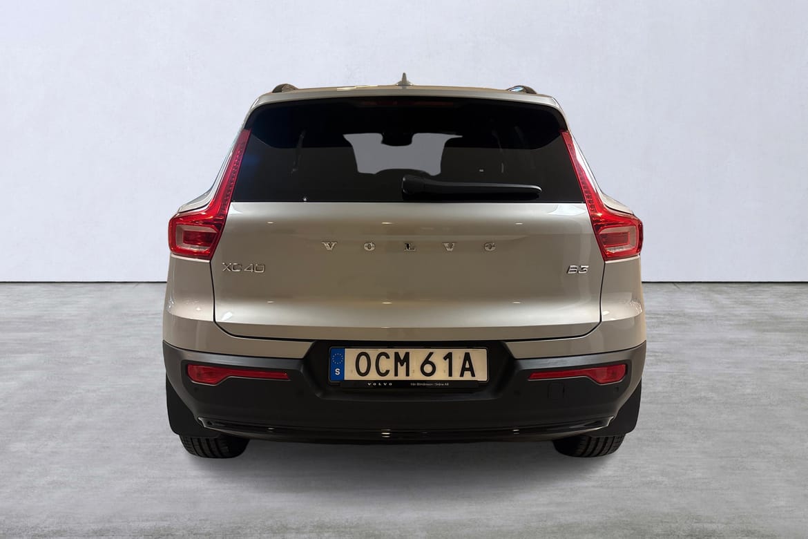 Volvo XC40 B3 FWD Bensin Plus Dark 2025, photo 5/10