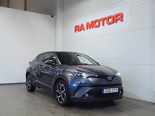 SUV Toyota C-HR 1 av 24