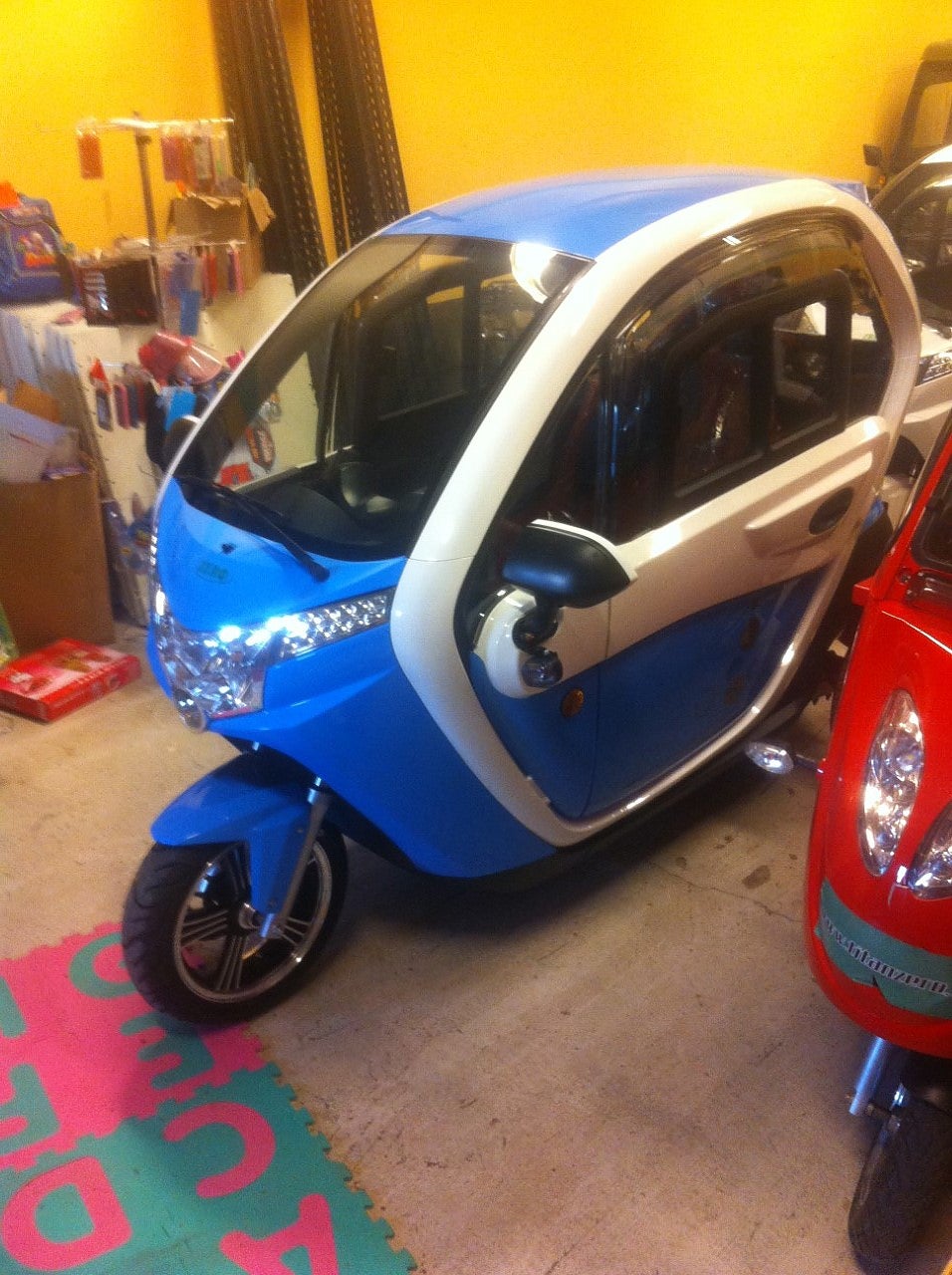 Titan R2 KLASS 1 MOPEDBIL 