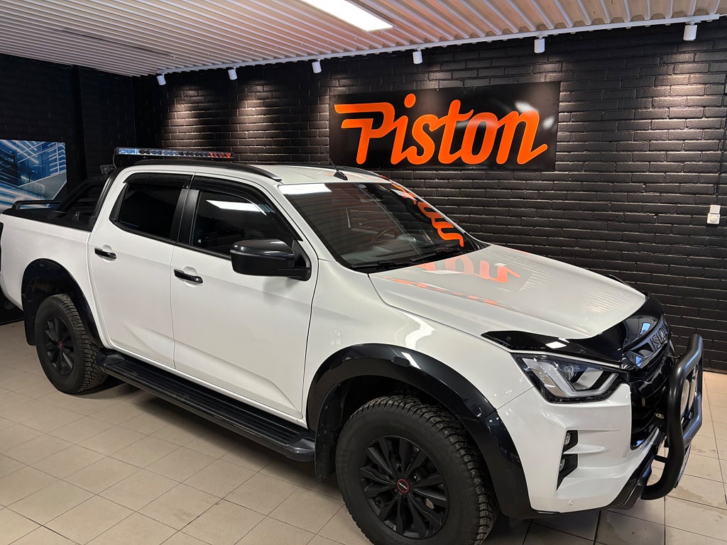 Isuzu D-Max 2023 - miniatyr 2