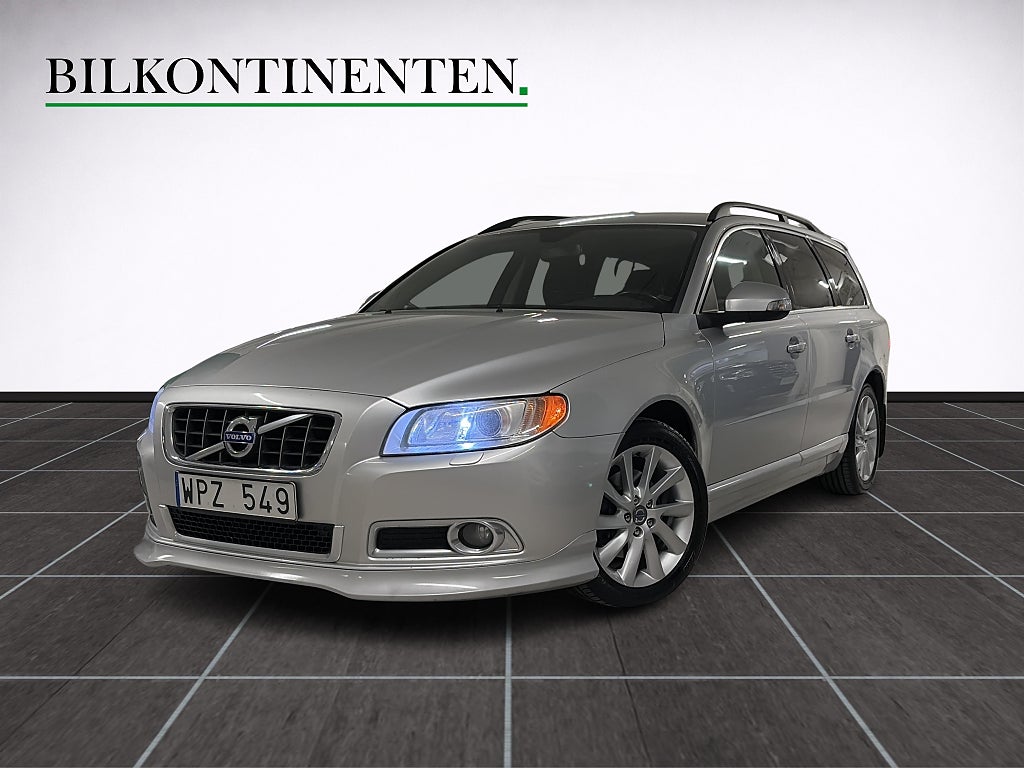 Volvo V70 2.4D Momentum Automat Fjärrstyrd Värmare Drag Nyservad