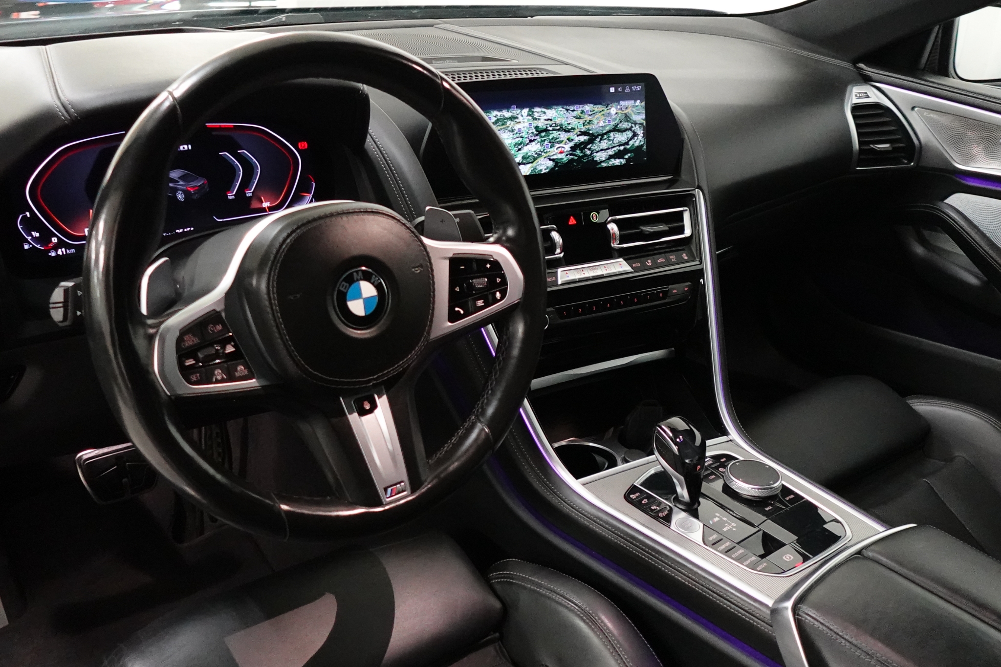 BMW M850i 2020, bild 6/63