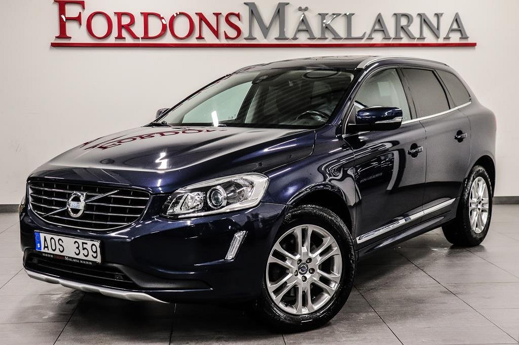 Volvo XC60 D5 AWD 215HK SUMMUM PANO DRAG VÄRMARE S+V