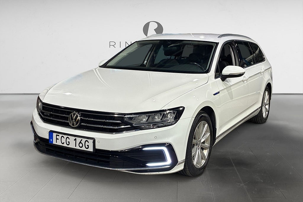 Volkswagen Passat SC GTE 1.4 TSI 218 HK DSG DRAG B-VÄRM COCKPIT NAVI PDC