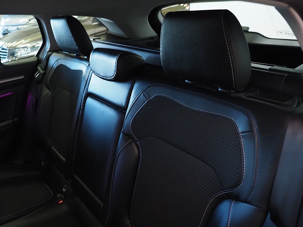 Renault Mégane Sport Tourer 1.2 TCe EDC 132hk | Navi | Kamera | Drag | 2018