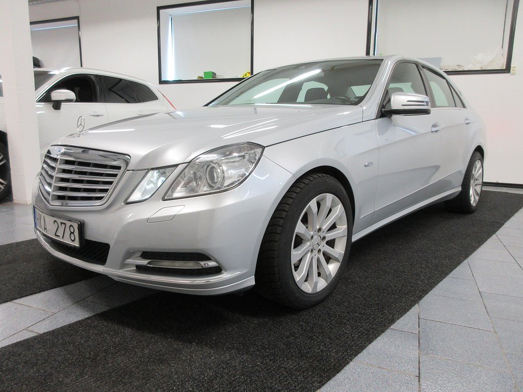 Mercedes-Benz E 220 CDI BlueEFFICIENCY 5G-Tronic NYBES Sedan