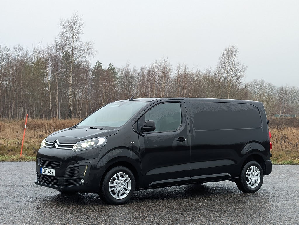 Citroën Jumpy Van Lång 2.0 BlueHDi * MOMSBIL Låga mil