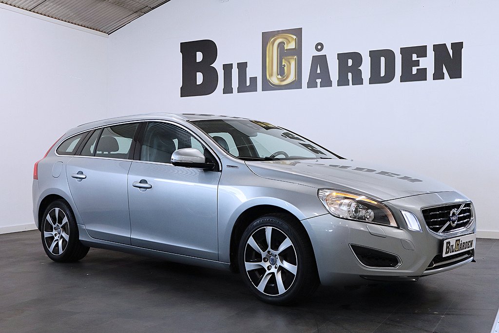 Volvo V60 D6 Plug-in Hybrid AWD Geartronic Summum 3.95%Ränta