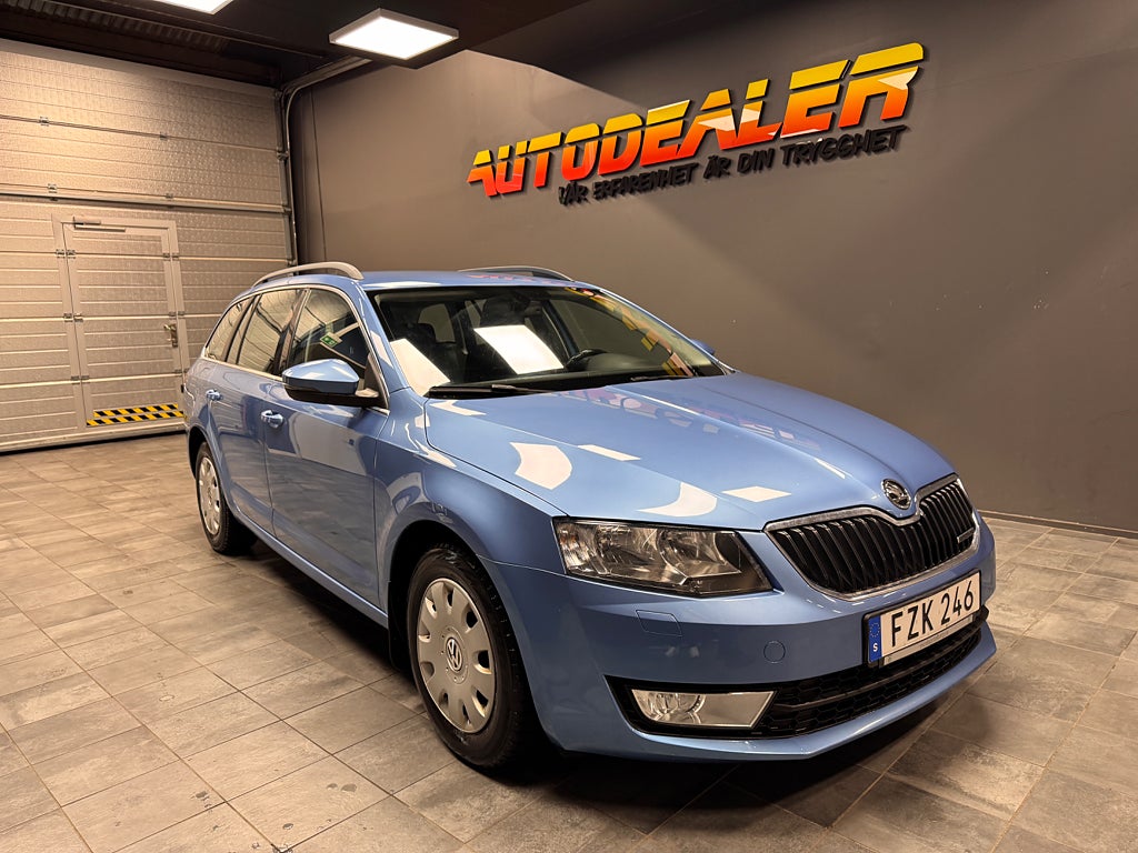 Skoda Octavia Kombi 1.6 TDI Ambition 110hk (Ränta 3,45%)