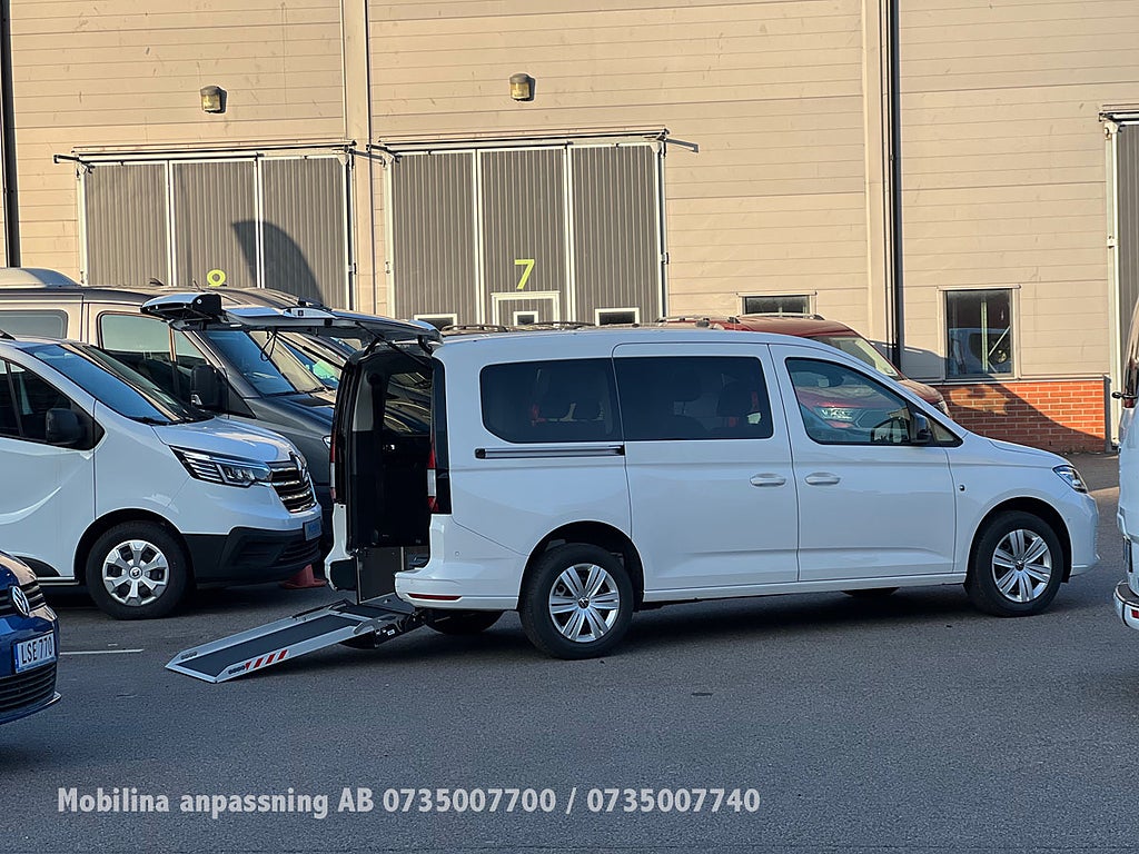 Volkswagen Caddy Maxi Gen5 Handikappanpassad Rullstolsbil 