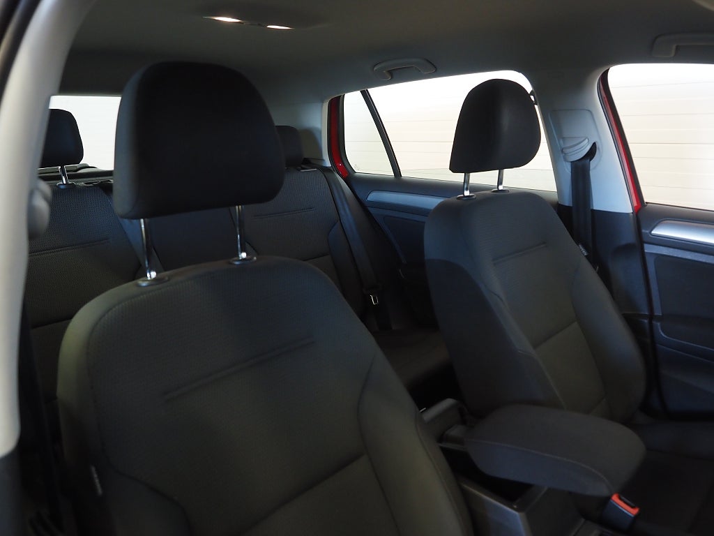 Volkswagen Golf 1.2 TSI 110hk DSG Automat | Adaptiv Farthållare 2016