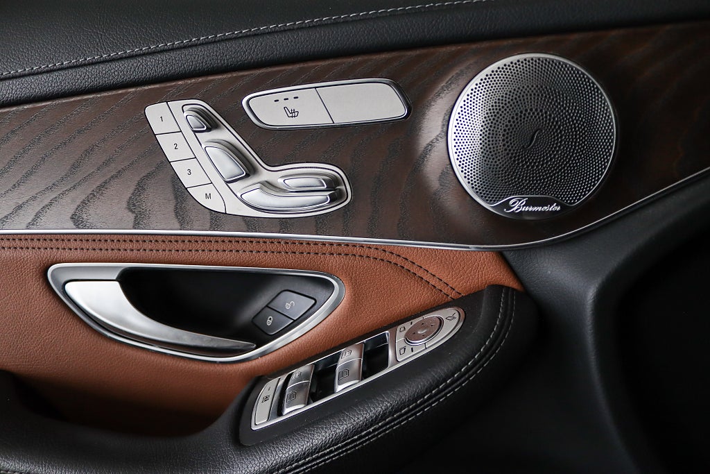 Mercedes-Benz GLC 250 d 4MATIC Exclusive 360° Burmester Värm 1 ägare Drag