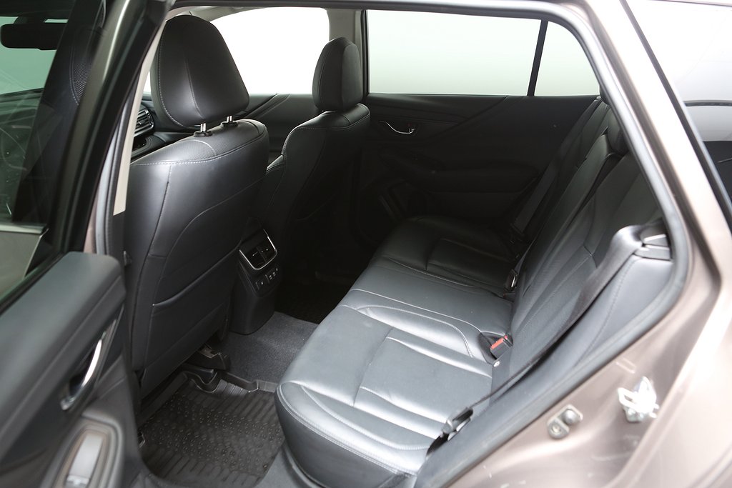 Subaru Outback 2,5i Limited Xfuel E85 AWD Skinn Navi Drag 2021