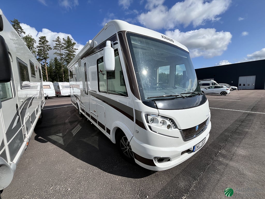 Knaus 700 Sky