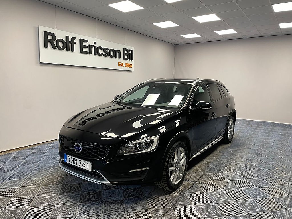 Volvo V60 Cross Country D4 AWD Bus Adv Summum