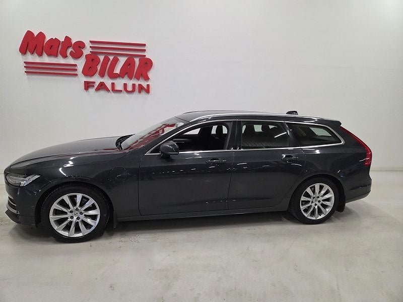 Volvo V90 ReCharge T8 4x4 392 Hk Momentum