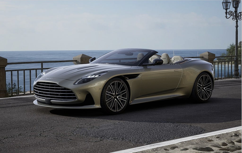 Aston Martin DB12
