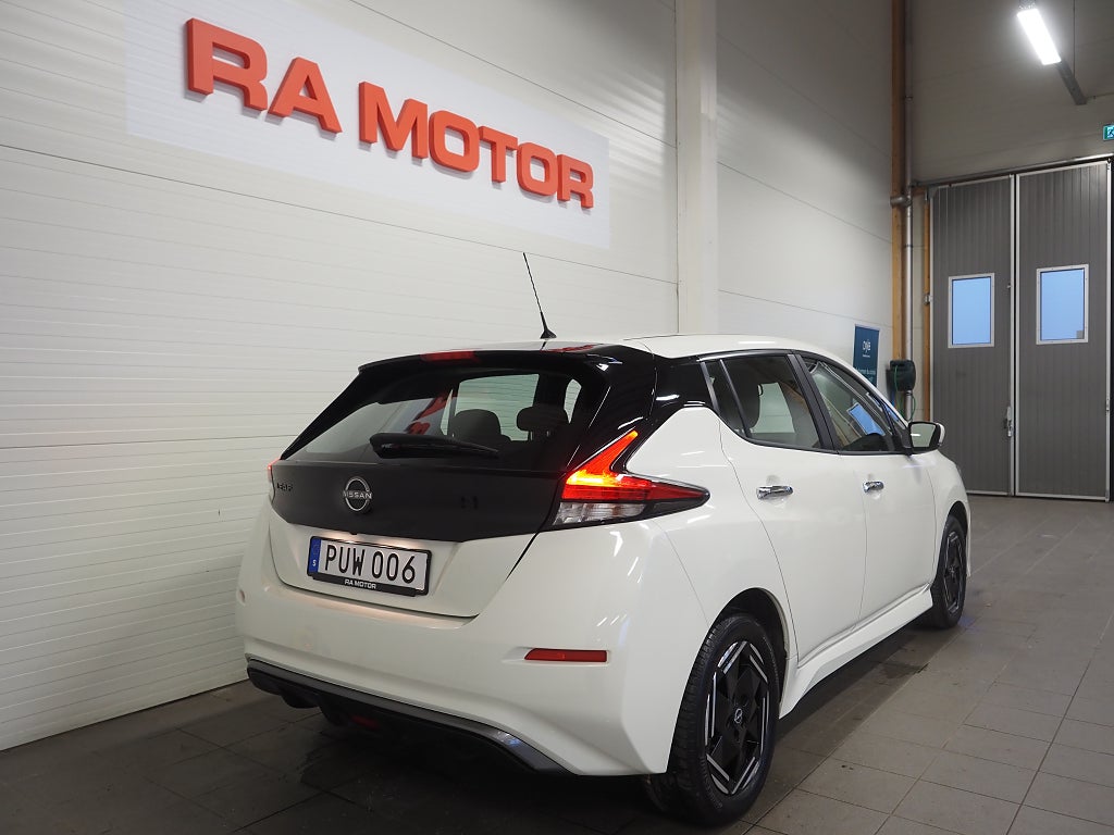 Nissan Leaf 40 kWh 150hk Acenta | Backkamera | Rattvärme |