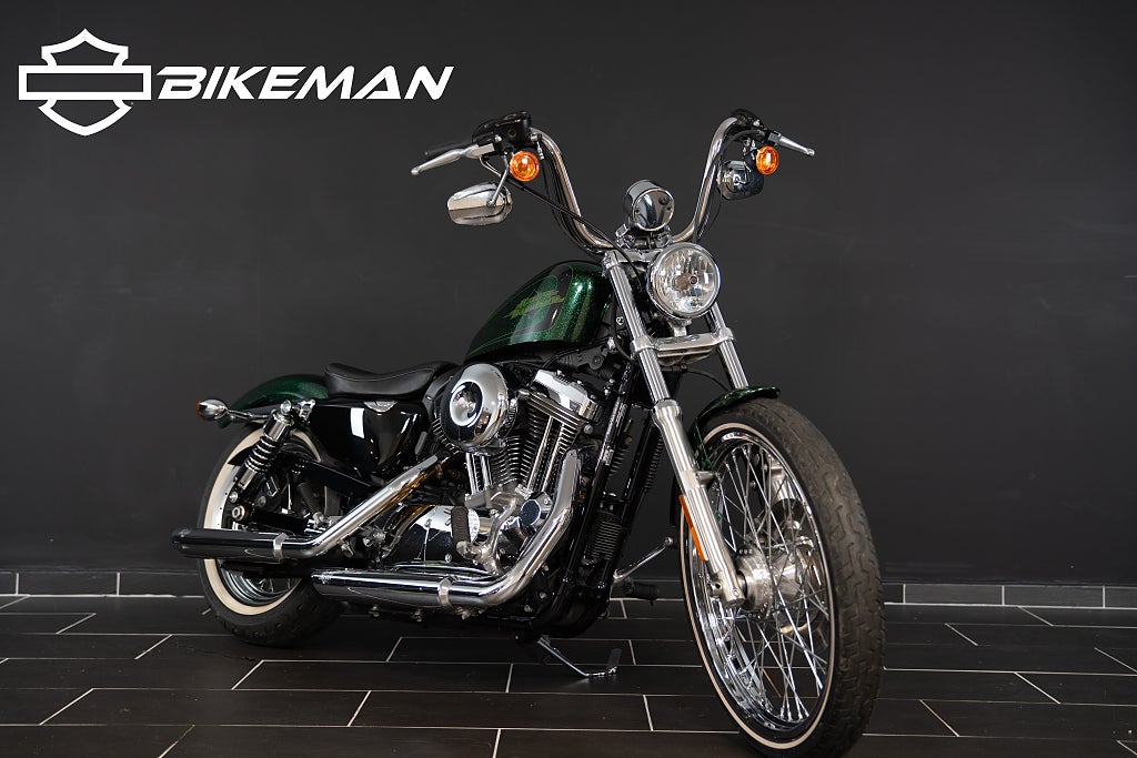 Harley-Davidson Seventy-Two 72 Vance & Hines