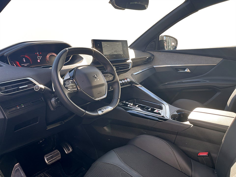 Bild på Peugeot 3008 GT 1.2 PT 130hk Aut B-KAMERA CARPLAY