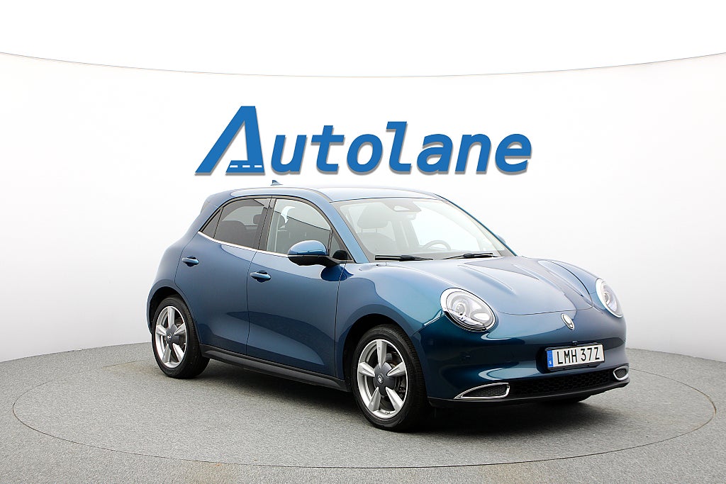 ORA Funky Cat 300 48kWh, Räckvidd 31 mil, 360°, CarPlay 171hk