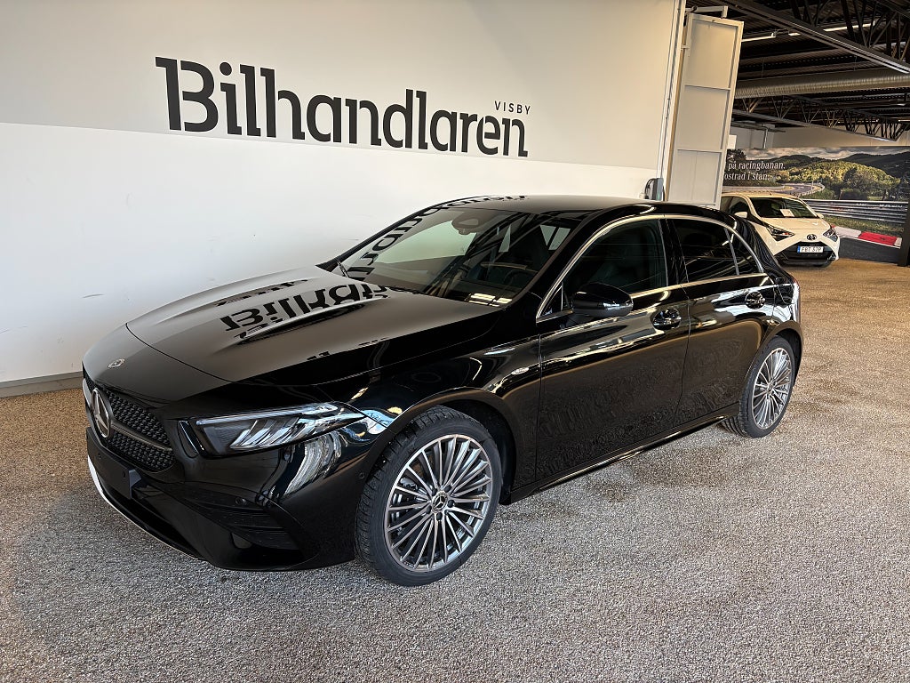 Mercedes-Benz A 250e AMG Line Premium