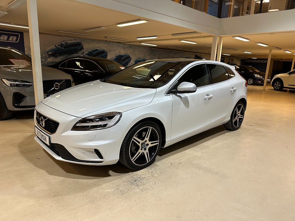 Volvo V40 D3 R-Design Panorama Backkamera V-hjul
