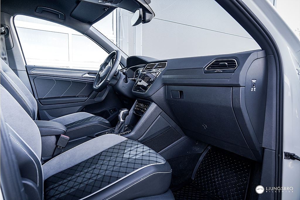 Volkswagen Tiguan eHybrid 1.4 R-Line 245hk