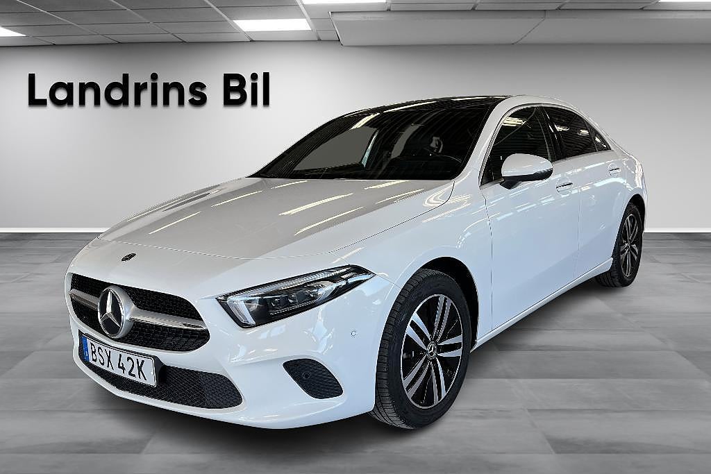 Mercedes-Benz A 250 e Sedan /Progressive Line/Glastak/Värmare/Elstolar