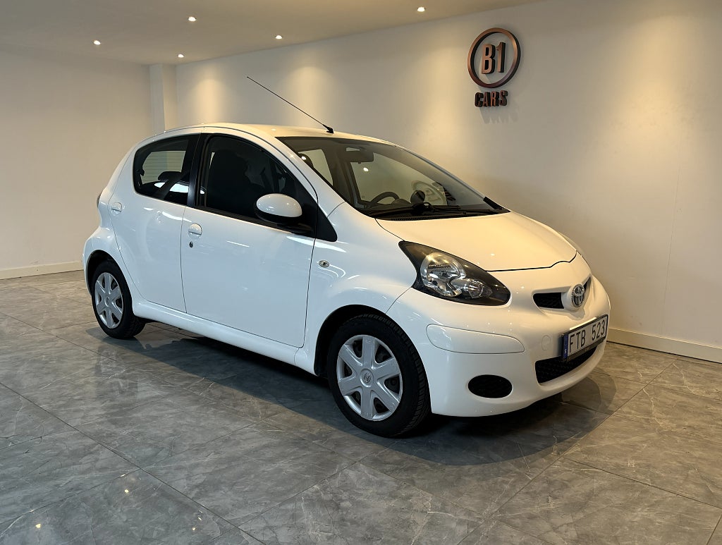 Toyota Aygo 5-dörrar 1.0 VVT-i MultiMode 68HK LÅGMIL AC AUTOMAT