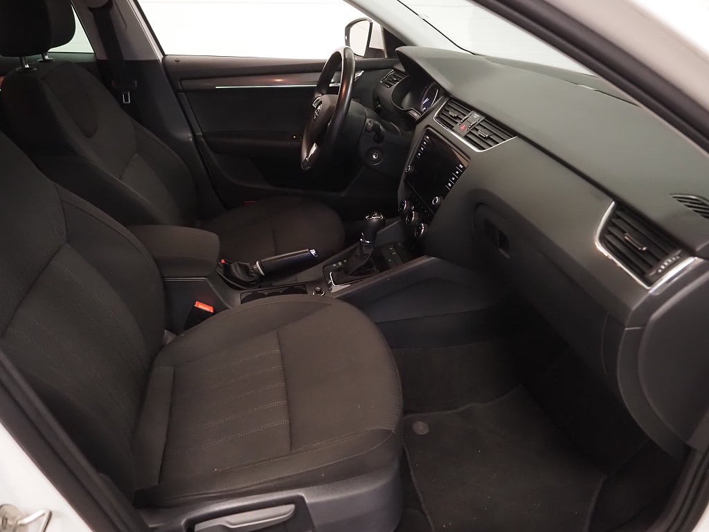 Skoda Octavia Kombi 1.0 115hk DSG Style | Drag | Värmare | 2019