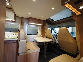 Husbil-halvintegrerad Carado T 449 7 av 22