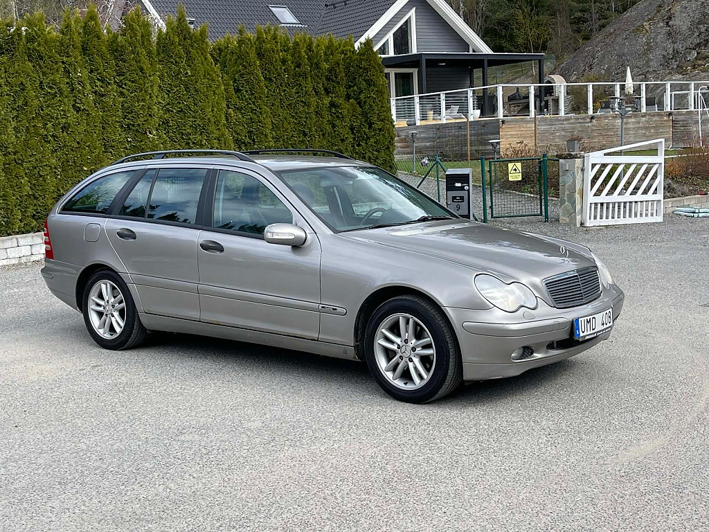 Mercedes-Benz C 180T Kompressor Classic, Automatisk, nybesiktad, 143 hk