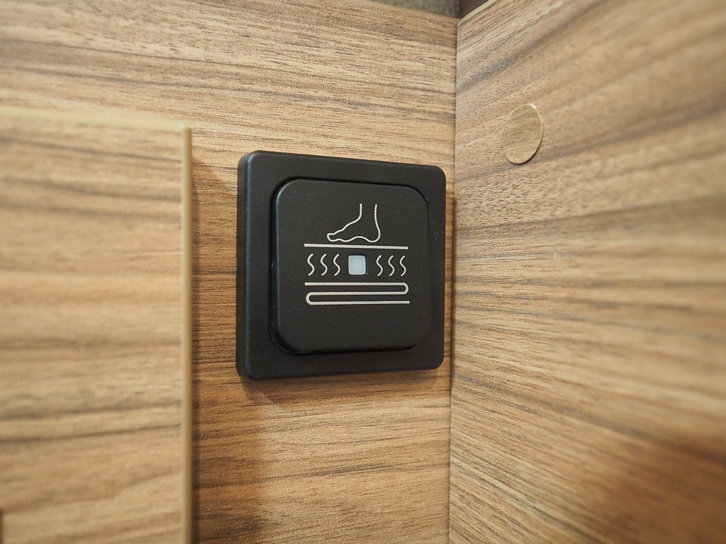 Weinsberg X-Cursion Van Edition Pepper I Aut 150hk I B-kort