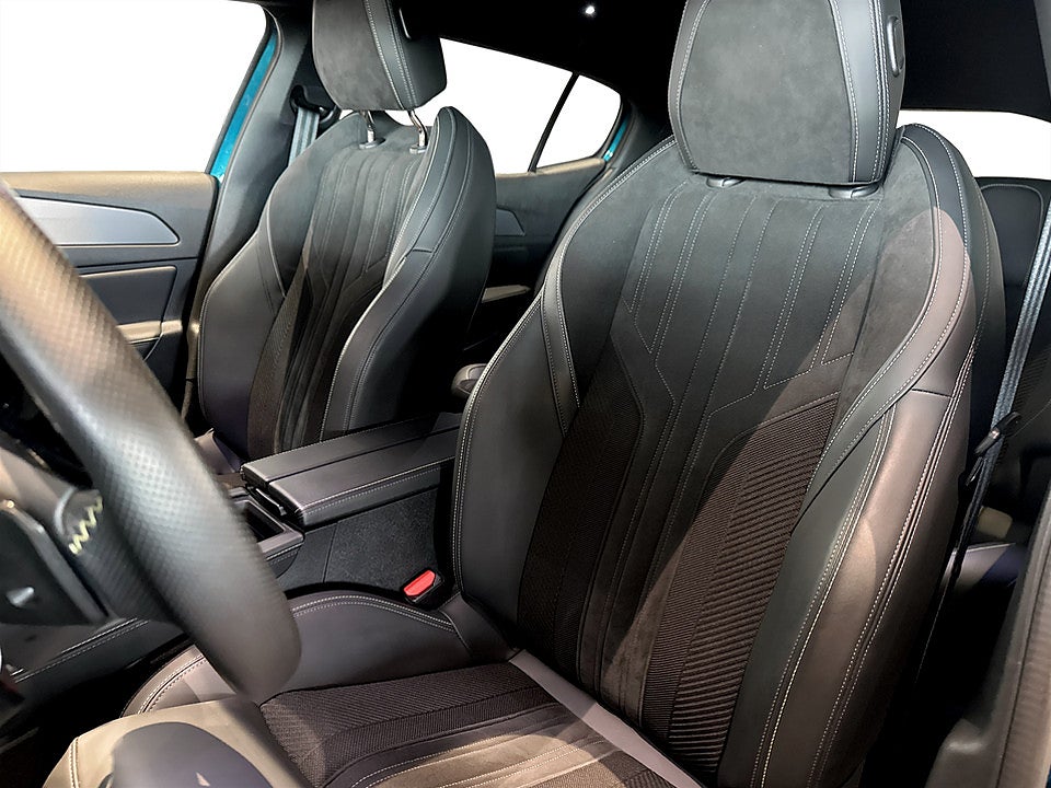 Bild på Peugeot 408 GT 1.2 PT 130hk Aut B-KAMERA CARPLAY