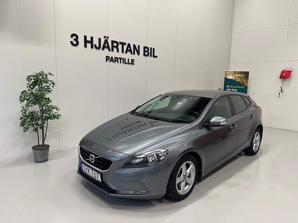 Volvo V40 D2 I Automat I P-sensor Fram/Bak I Ränta 1,95%