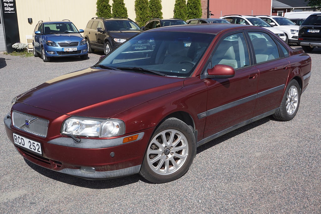 Volvo S80 2.4 170Hk 9400mil Drag m-Värmare