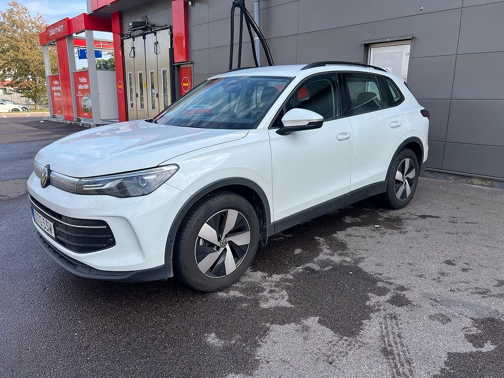 Volkswagen Tiguan 1.5 eTSI | Life | Dragpaket | Backkamera