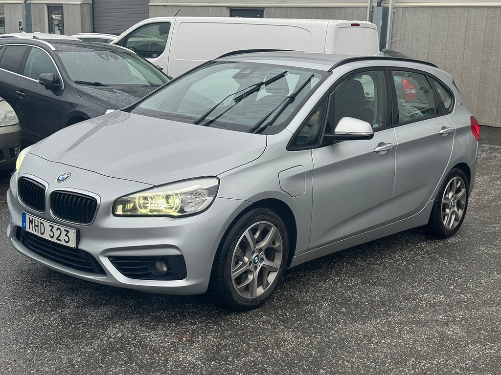 BMW 225xe Active Tourer Steptronic Sport line, Garanti