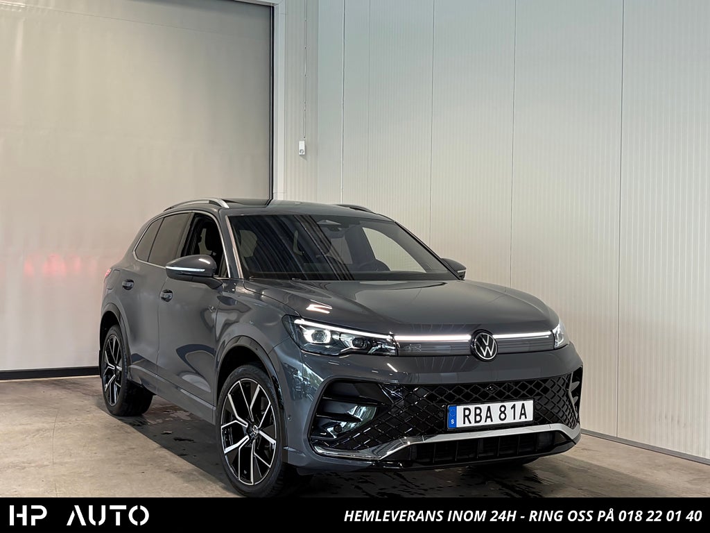 Volkswagen Tiguan  2.0TDI 4M R-Line H/K Pano Cockpit Elstolar D-värm Drag