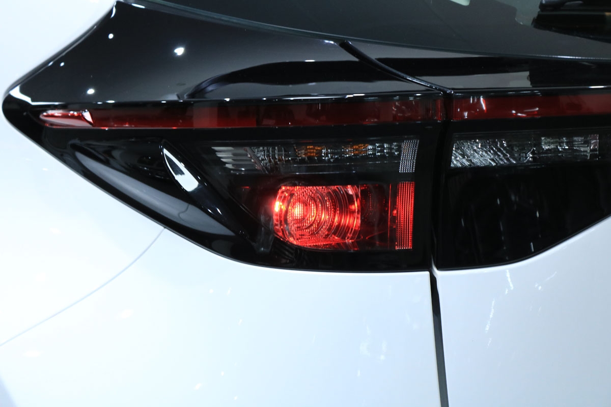Toyota Yaris Cross Hybrid AWD-i e-CVT 2022, bild 4/61