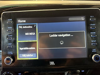 Toyota Hilux Dubbelhytt 2.8 4WD Invincible MOMS/JBL/360/Skinn/MoK