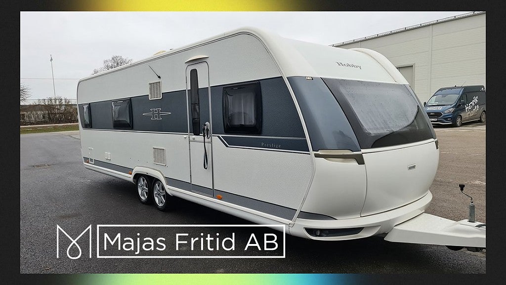 Hobby 720 KFU Prestige *Förtält *Barnkammare *Ugn