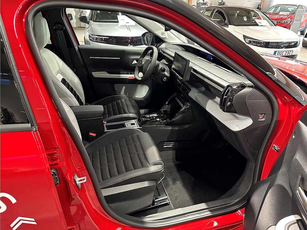 Bild på Citroën C3 Aircross MAX Hybrid 136hk - DEMO