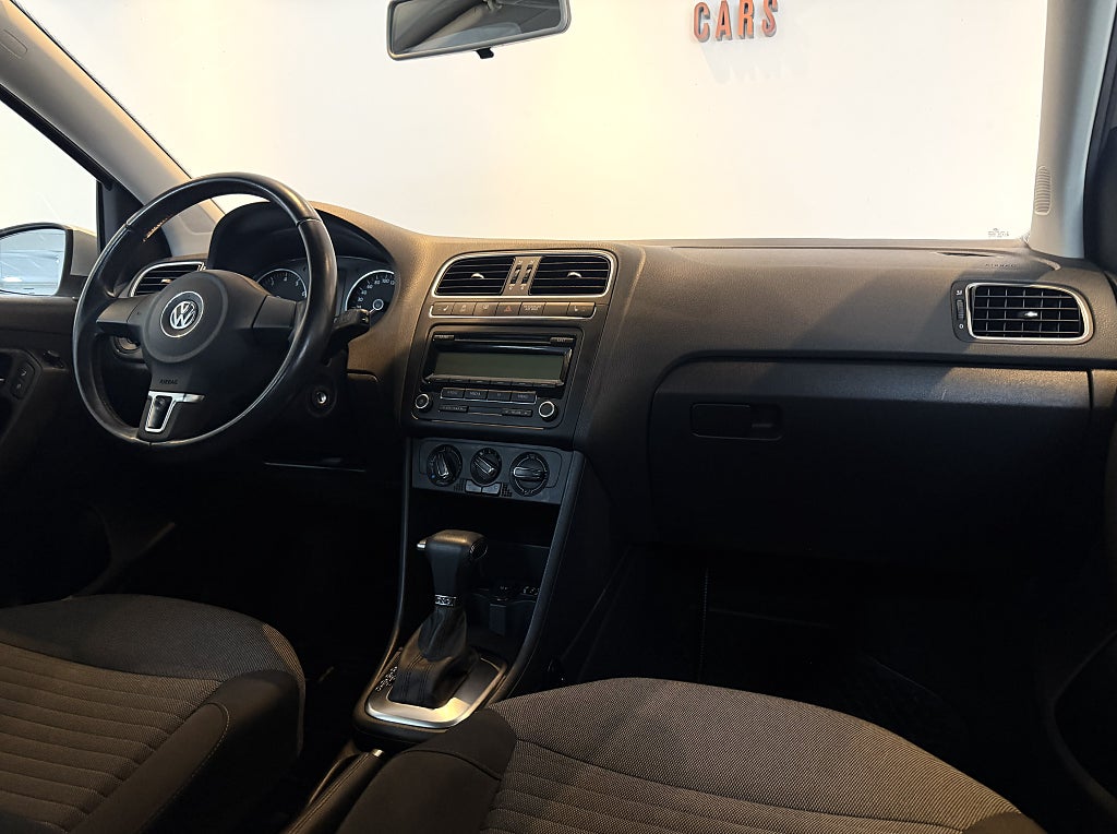Volkswagen Polo 5-dörrar 1.4 MPI Masters NYKAMREM P-SENSOR LÅGMIL 2-ÄGA