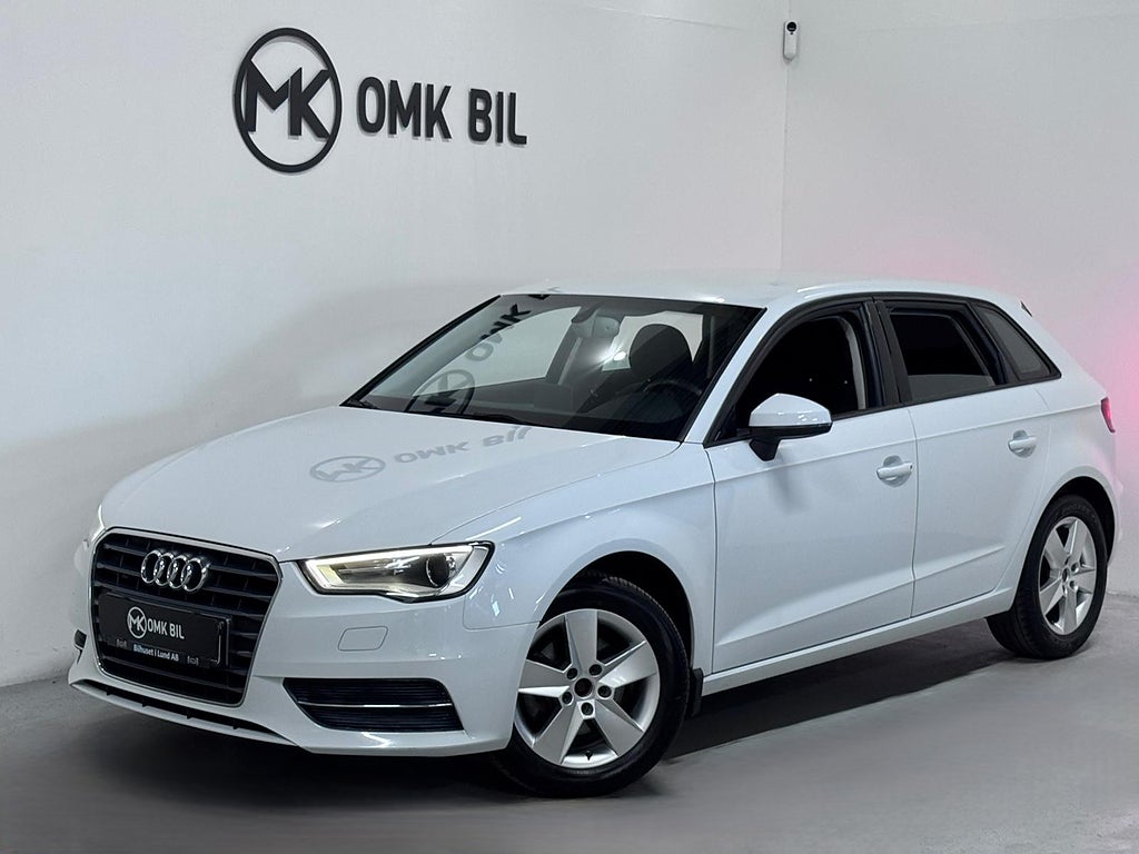 Audi A3 Sportback 2.0 TDI Attraction, Comfort /Nyservat