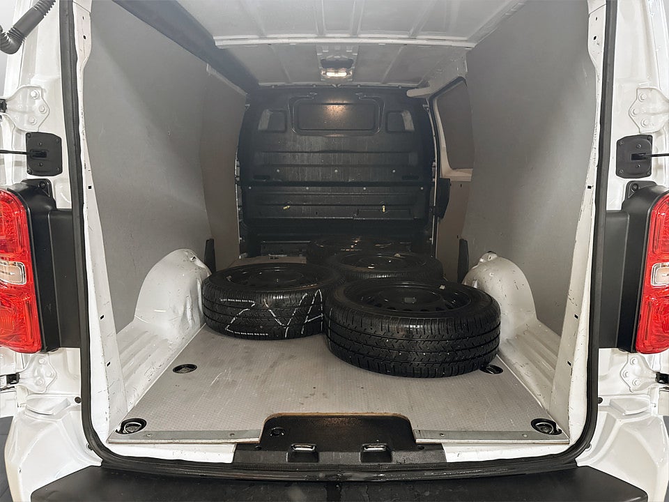 Bild på Peugeot Expert PRO+ 2.0 BHDi 145hk Aut DRAG B-KAMERA