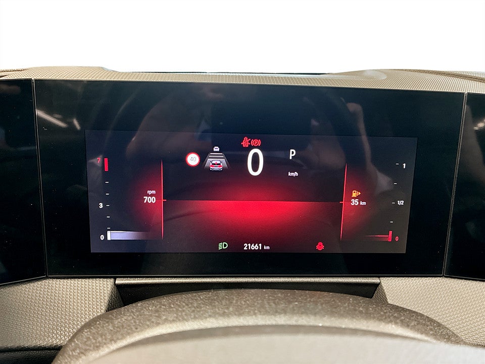 Bild på Opel Astra ST First Edition 1.2 PT 130hk Aut B-KAMERA CARPLAY