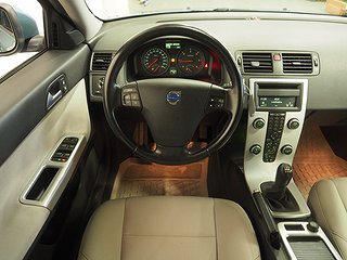 Kombi Volvo V50 16 av 20