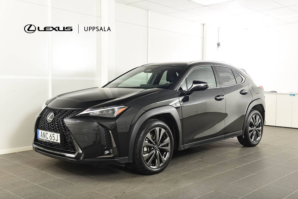 Lexus UX 300h F Sport Design 199Hk